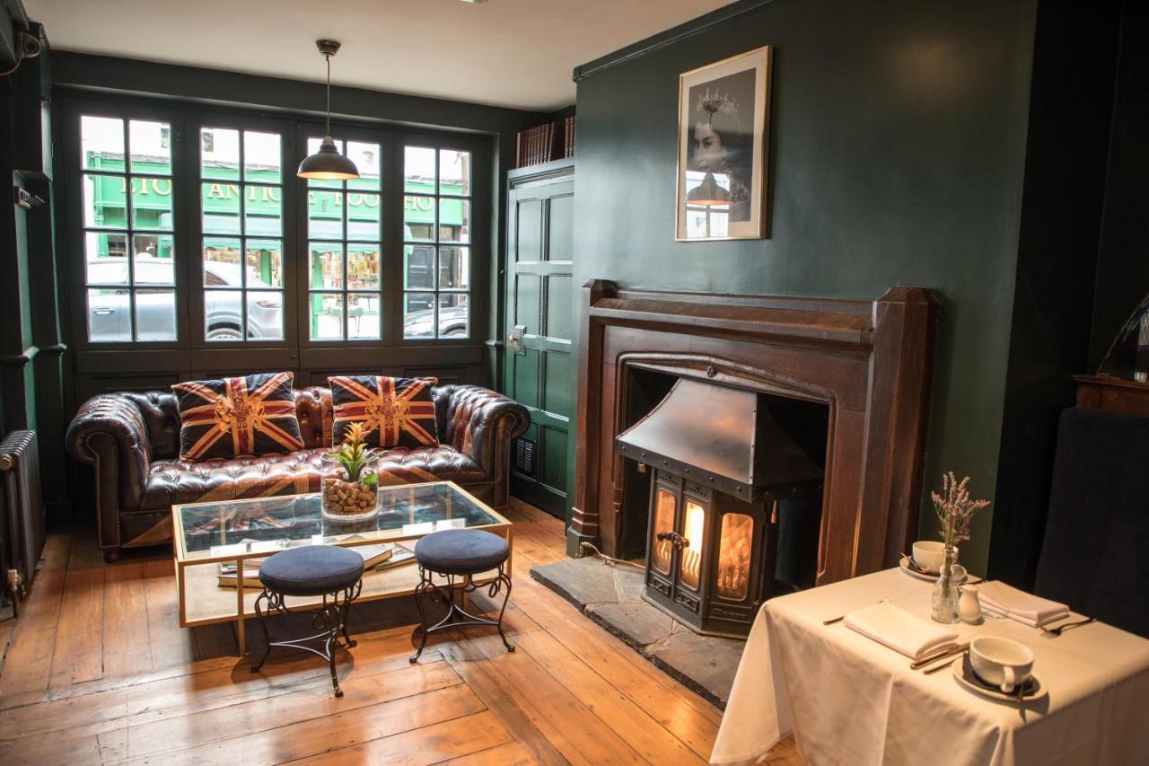 The Mess Boutique Hotel Eton